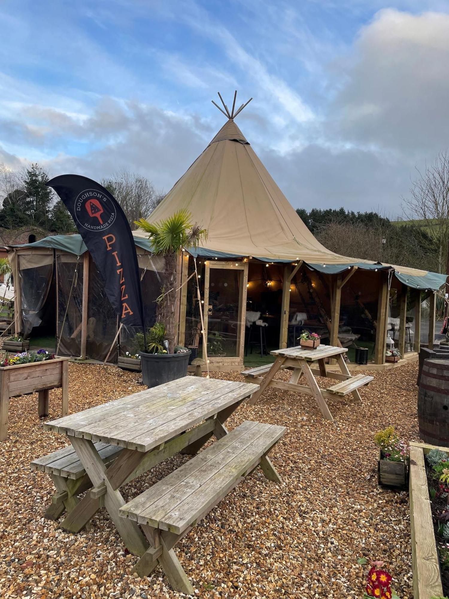Herons Retreat Hot Tub Resort Caerwys