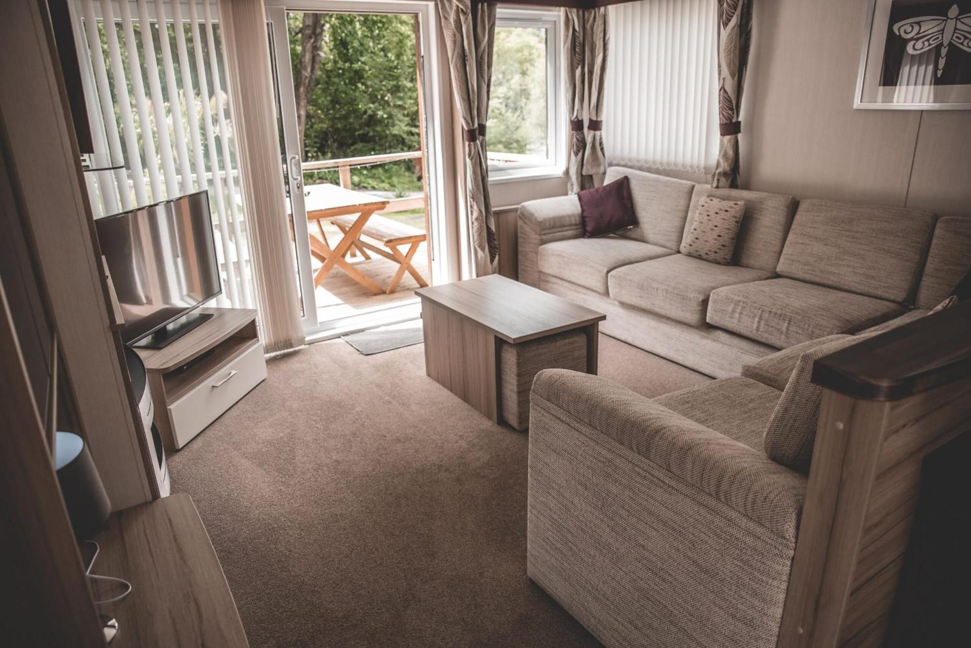 Herons Retreat Hot Tub Resort Caerwys