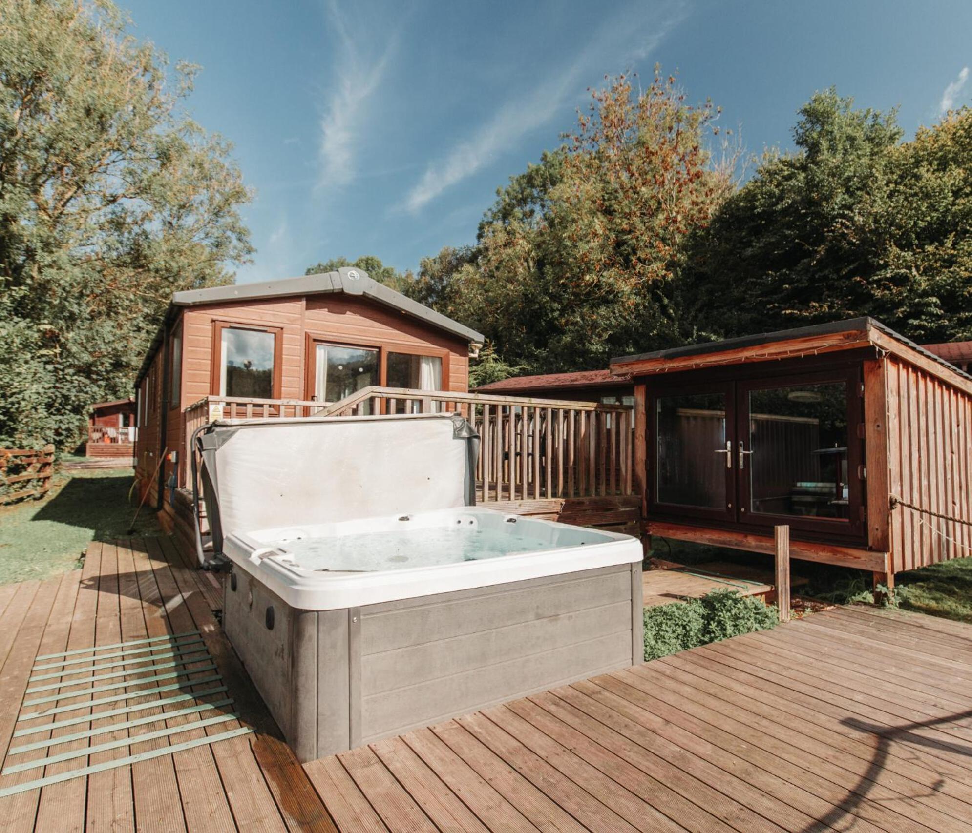 Herons Retreat Hot Tub Caerwys